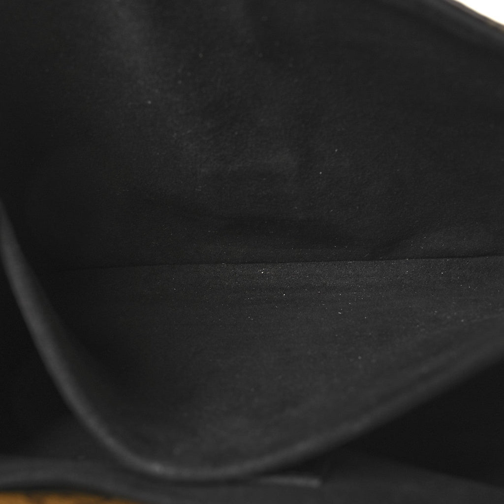 Reverse Monogram Pochette Metis